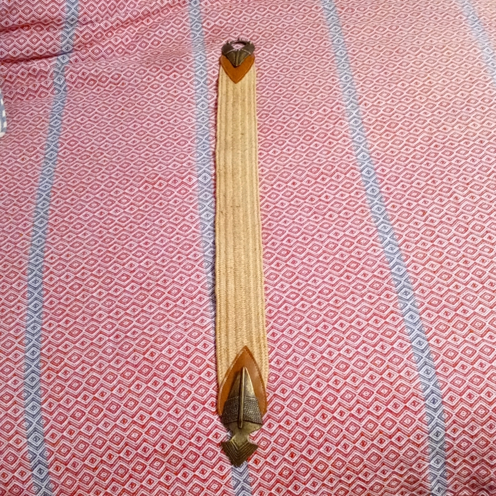 Brass endings.Classy, Flexible Material. 28"without pulling it to make it longer